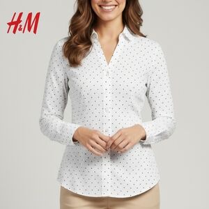 🟣 Sz 2 H&M Women's White Polka Dot Button-Down Shirt